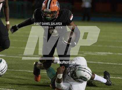 Thumbnail 2 in Central vs Carol City photogallery.