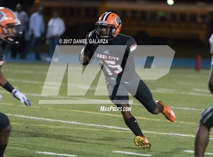 Thumbnail 3 in Central vs Carol City photogallery.