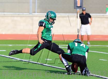 Thumbnail 3 in Oaks Christian vs. Upland (Honor Bowl) photogallery.