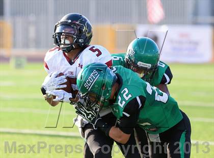 Thumbnail 2 in Oaks Christian vs. Upland (Honor Bowl) photogallery.
