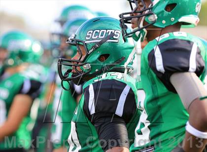 Thumbnail 2 in Oaks Christian vs. Upland (Honor Bowl) photogallery.
