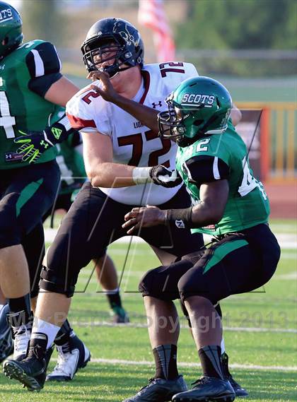 Thumbnail 2 in Oaks Christian vs. Upland (Honor Bowl) photogallery.