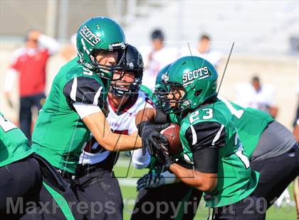 Thumbnail 2 in Oaks Christian vs. Upland (Honor Bowl) photogallery.