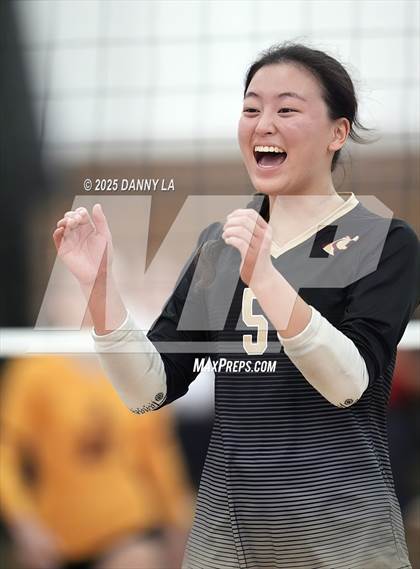 Thumbnail 3 in Oakton vs. Bishop Ireton photogallery.