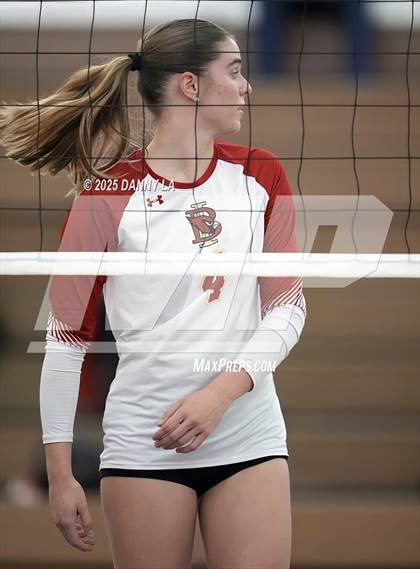 Thumbnail 2 in Oakton vs. Bishop Ireton photogallery.