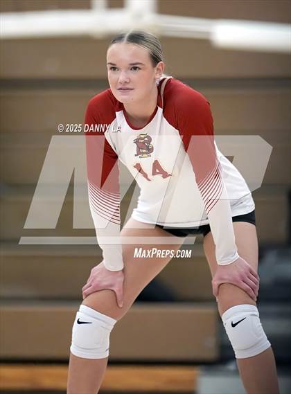 Thumbnail 1 in Oakton vs. Bishop Ireton photogallery.
