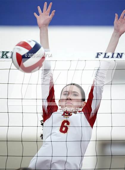 Thumbnail 2 in Oakton vs. Bishop Ireton photogallery.