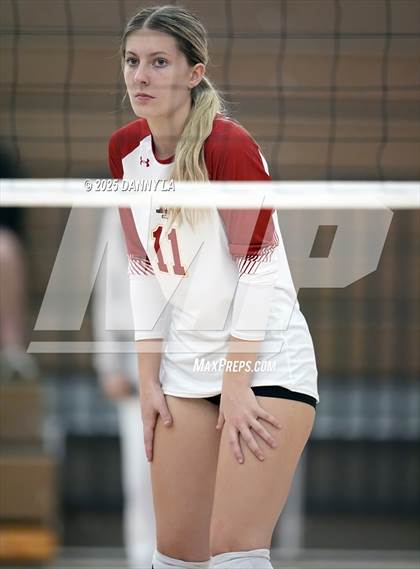 Thumbnail 3 in Oakton vs. Bishop Ireton photogallery.