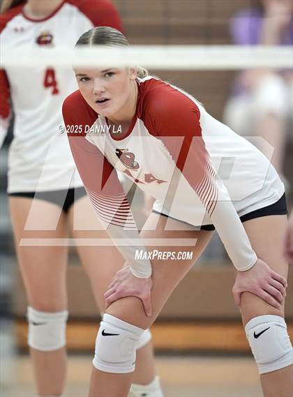 Thumbnail 1 in Oakton vs. Bishop Ireton photogallery.