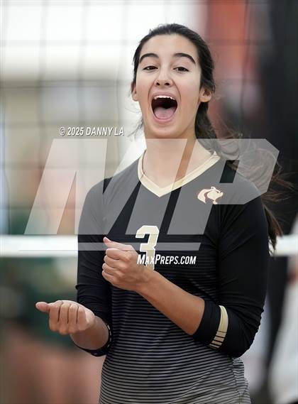 Thumbnail 2 in Oakton vs. Bishop Ireton photogallery.