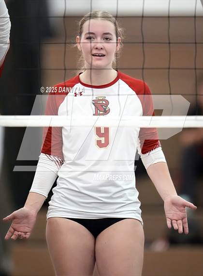 Thumbnail 2 in Oakton vs. Bishop Ireton photogallery.
