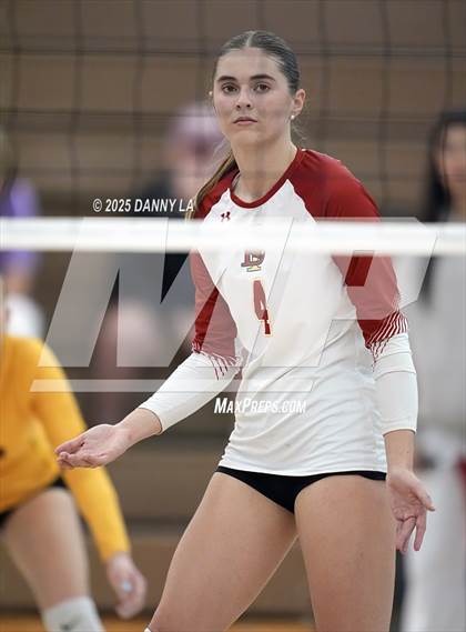 Thumbnail 2 in Oakton vs. Bishop Ireton photogallery.