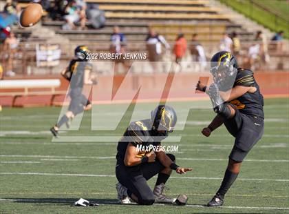 Thumbnail 2 in Kaiser vs Nanakuli (OIA Division 2 Championship) photogallery.