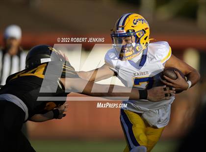 Thumbnail 3 in Kaiser vs Nanakuli (OIA Division 2 Championship) photogallery.