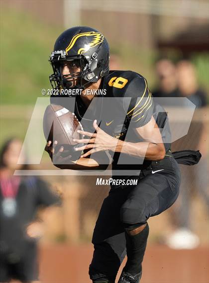 Thumbnail 1 in Kaiser vs Nanakuli (OIA Division 2 Championship) photogallery.