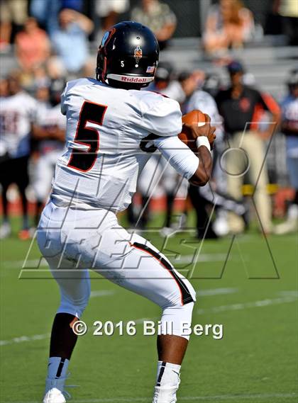 Thumbnail 1 in Stamford @ Darien photogallery.