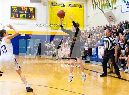 Thumbnail 2 in Del Norte vs. Lick-Wilmerding (CIF D4 Semifinal) photogallery.