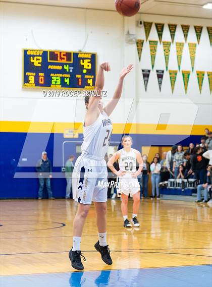 Thumbnail 1 in Del Norte vs. Lick-Wilmerding (CIF D4 Semifinal) photogallery.