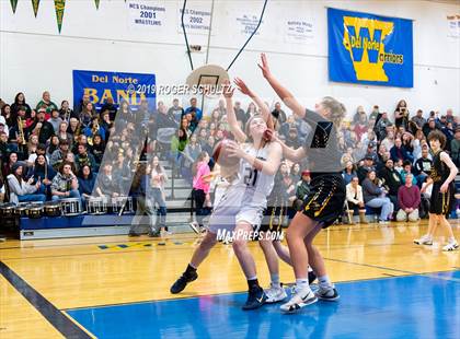 Thumbnail 3 in Del Norte vs. Lick-Wilmerding (CIF D4 Semifinal) photogallery.