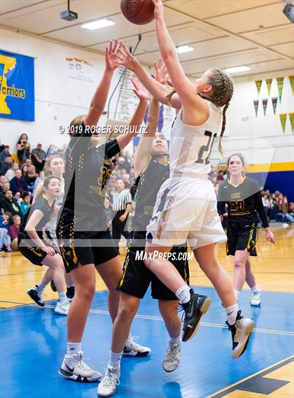 Thumbnail 1 in Del Norte vs. Lick-Wilmerding (CIF D4 Semifinal) photogallery.
