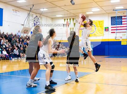 Thumbnail 3 in Del Norte vs. Lick-Wilmerding (CIF D4 Semifinal) photogallery.