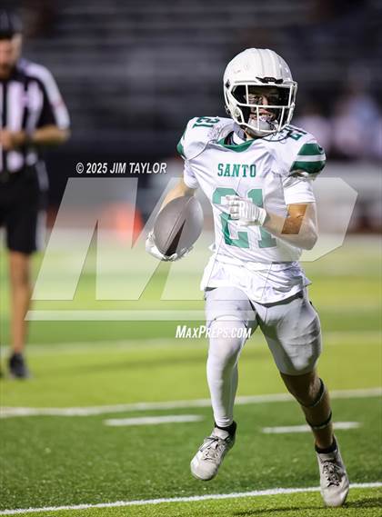 Thumbnail 2 in JV: Santo @ Millsap photogallery.
