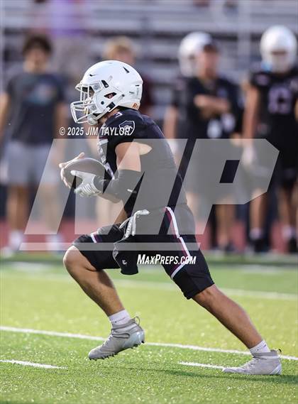 Thumbnail 2 in JV: Santo @ Millsap photogallery.