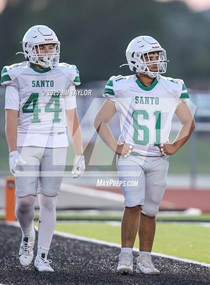 Thumbnail 2 in JV: Santo @ Millsap photogallery.