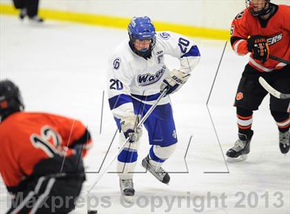 Thumbnail 1 in Darien vs. Ridgefield (FCIAC Semifinal) photogallery.