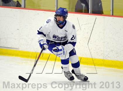 Thumbnail 1 in Darien vs. Ridgefield (FCIAC Semifinal) photogallery.