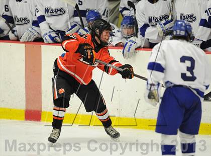 Thumbnail 3 in Darien vs. Ridgefield (FCIAC Semifinal) photogallery.