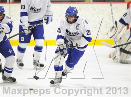 Thumbnail 1 in Darien vs. Ridgefield (FCIAC Semifinal) photogallery.