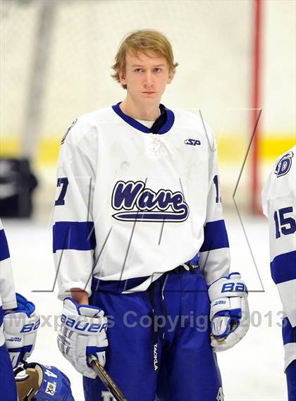 Thumbnail 3 in Darien vs. Ridgefield (FCIAC Semifinal) photogallery.