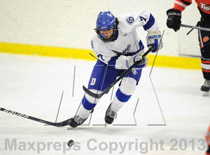 Thumbnail 1 in Darien vs. Ridgefield (FCIAC Semifinal) photogallery.