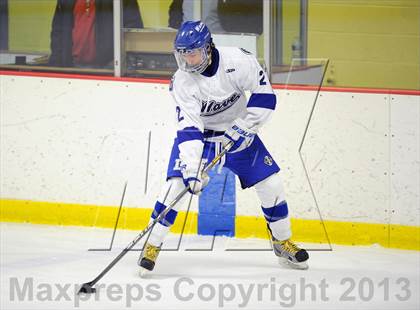 Thumbnail 1 in Darien vs. Ridgefield (FCIAC Semifinal) photogallery.