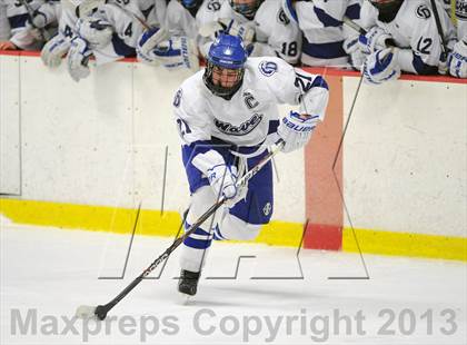 Thumbnail 1 in Darien vs. Ridgefield (FCIAC Semifinal) photogallery.
