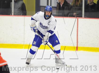 Thumbnail 3 in Darien vs. Ridgefield (FCIAC Semifinal) photogallery.