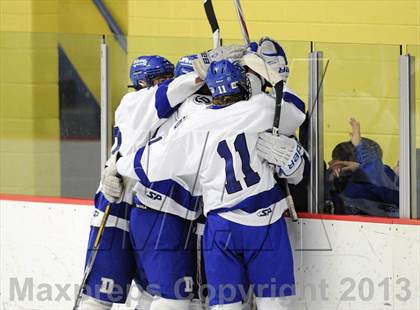 Thumbnail 1 in Darien vs. Ridgefield (FCIAC Semifinal) photogallery.