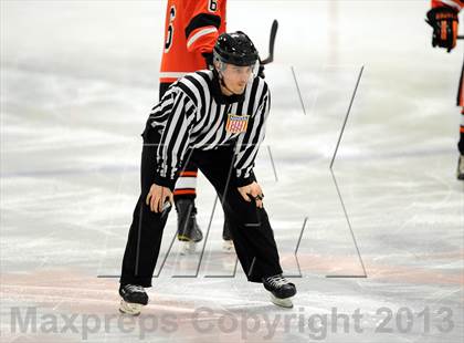 Thumbnail 2 in Darien vs. Ridgefield (FCIAC Semifinal) photogallery.