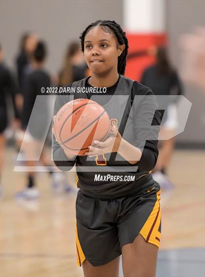 Thumbnail 3 in Cornerstone Christian vs. Central Catholic (NIKE Tournament of Champions) photogallery.