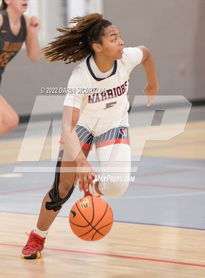 Thumbnail 2 in Cornerstone Christian vs. Central Catholic (NIKE Tournament of Champions) photogallery.