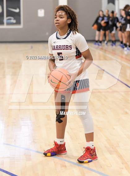 Thumbnail 3 in Cornerstone Christian vs. Central Catholic (NIKE Tournament of Champions) photogallery.
