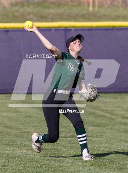 Thumbnail 2 in De Soto @ Piper photogallery.