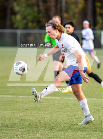 Thumbnail 2 in Greene Central vs. Shelby (NCHSAA 2A Final) photogallery.