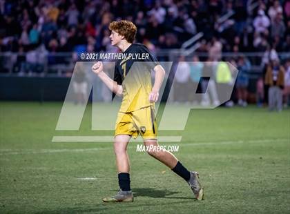 Thumbnail 1 in Greene Central vs. Shelby (NCHSAA 2A Final) photogallery.