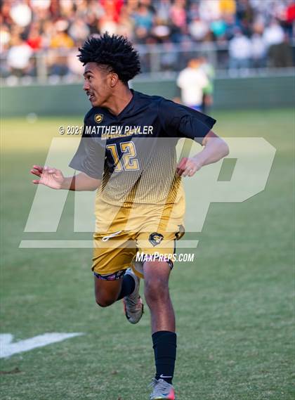 Thumbnail 2 in Greene Central vs. Shelby (NCHSAA 2A Final) photogallery.