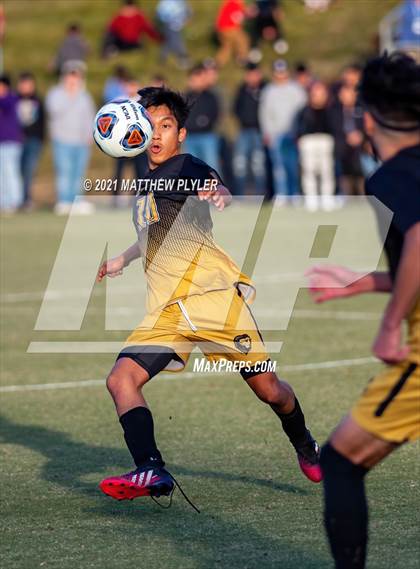 Thumbnail 3 in Greene Central vs. Shelby (NCHSAA 2A Final) photogallery.