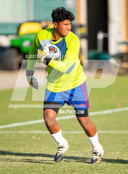Thumbnail 2 in Greene Central vs. Shelby (NCHSAA 2A Final) photogallery.