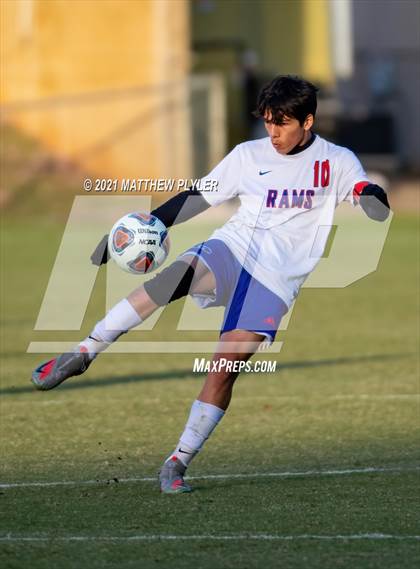 Thumbnail 3 in Greene Central vs. Shelby (NCHSAA 2A Final) photogallery.