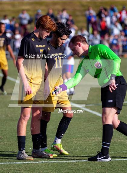 Thumbnail 2 in Greene Central vs. Shelby (NCHSAA 2A Final) photogallery.